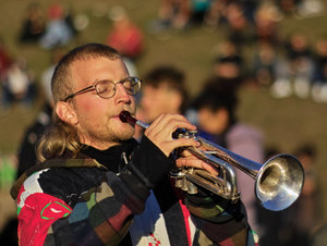 2015_10_11_SD9_ASchacht100mm___Mauerpark_Musiker_Oya___0025_VarA_DT01_1190x893pix.jpg 2015_10_11_SD9_ASchacht100mm___Mauerpark_Musiker_Oya___0025_VarA_DT01_1190x893pix.jpg