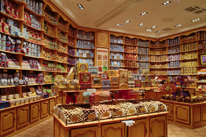 2015_11_12_DP1s_KB20_Bln_Alexanderplatz_Keksladen_0041_VarA_DT03_1350x900pix.jpg 2015_11_12_DP1s_KB20_Bln_Alexanderplatz_Keksladen_0041_VarA_DT03_1350x900pix.jpg