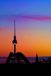 2015_12_19_SD9_Jupiter37AM_Bln_Schwedter_Steg_Fernsehturm_0002_VarF_DT01___600X900pix.jpg