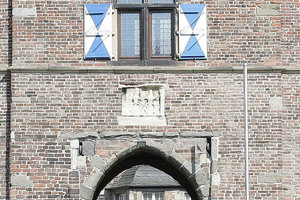 Vivitar-8,0(Mitte).jpg Vivitar-8,0(Mitte).jpg