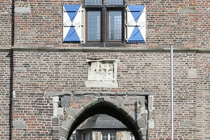 Vivitar-4,0(Mitte).jpg Vivitar-4,0(Mitte).jpg