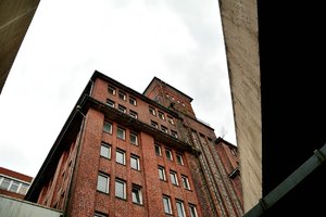 comp_KSW 1KSW.jpg comp_KSW 1KSW.jpg