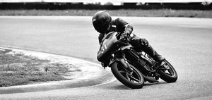 _D4S8148.jpg B&W.jpg