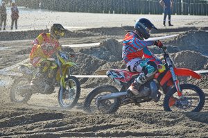 DSC_5612_ji_c.jpg DSC_5612_ji_c.jpg