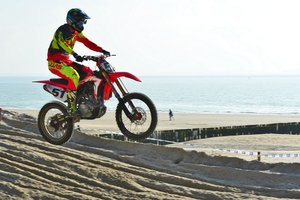 DSC_5759_ji_c.jpg DSC_5759_ji_c.jpg