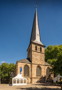 05-Kirche.jpg 05-Kirche.jpg