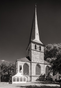 05-Kirche - sw.jpg 05-Kirche - sw.jpg