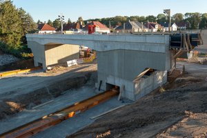 2018-09-30_NEUE_BRÜCKE_KÜCHENHOLZALLE_D706305.jpg