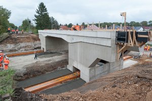 2018-10-01_BRÜCKE_KÜCHENHOLZ_D706564.jpg
