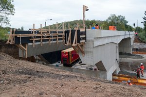 2018-10-01_BRÜCKE_KÜCHENHOLZ_D706677.jpg