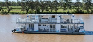 1500_New Panorama Hausboot.jpg