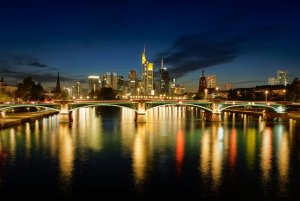 Frankfurt 4 Forum.jpg