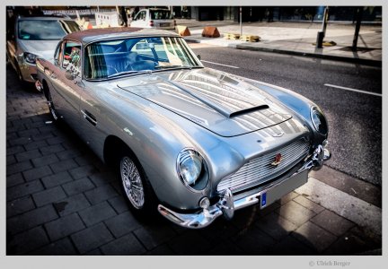 01 - Aston Martin DB5 he 1200.jpg
