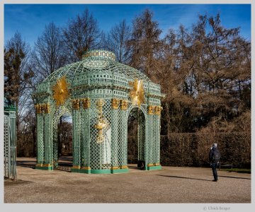 03 - Schloss Sans Souci he 1200.jpg