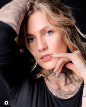 Bild 26.04.22 um 21.12.jpg