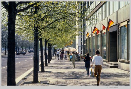 05 - 1. Mai 1986 Unter den Linden - 1000.jpg