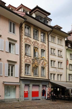 URL_CH_0011.jpg URL_CH_0011.jpg