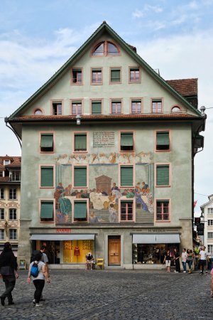 URL_CH_0049.jpg URL_CH_0049.jpg