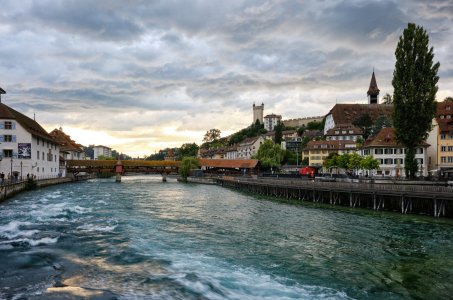 URL_CH_0102.jpg URL_CH_0102.jpg