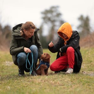 Jamie mit Menschen.jpg