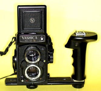 IMGL7135-yashica-mit Griff.jpg