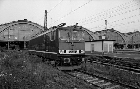 DR 250 004-9  LE-HBF  VUESCAN_007.jpg