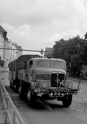 AGFA APX 100_0018-GIMP2-WEB.jpg AGFA APX 100_0018-GIMP2-WEB.jpg