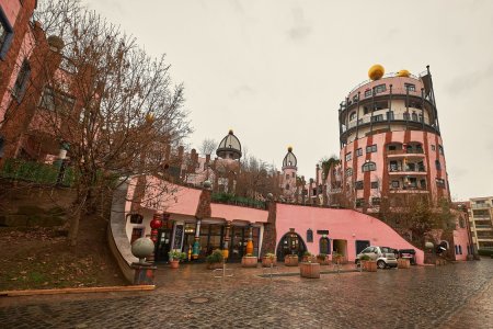 2022-01-02_FUJI_10-20mm_X-T2_HUNDERTWASSER-HAUS_DSF0134.jpg