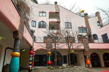 2022-01-02_FUJI_10-20mm_X-T2_HUNDERTWASSER-HAUS_DSF0042.jpg