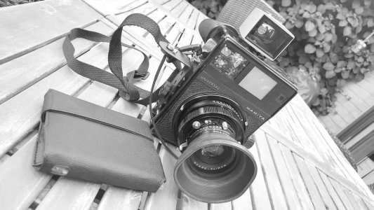 Mamiya-54.jpg Mamiya-54.jpg