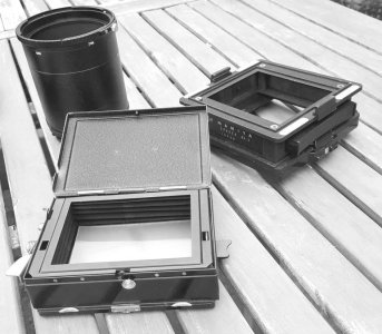 Mamiya-70.jpg Mamiya-70.jpg