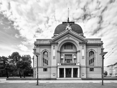 SCHWARZWEISS_DSF1087 1.jpg