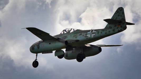 ME262 FW 02.jpg