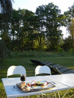 81Dejeuner Loire.JPG 81Dejeuner Loire.JPG