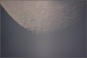 Mond05.jpg Mond05.jpg