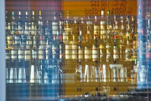 Trink-Bar 09 04 2011 SDIM2163 SD15 + Sigma 18-200 OS  Ddorf Medienhafen(c) PPf..jpg