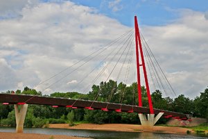 comp_Pylonbrücke Stadtpark.jpg