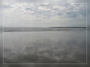 jm-WalesCoast-OgwrRiverMouth-web.jpg jm-WalesCoast-OgwrRiverMouth-web.jpg