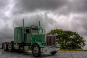 peterbilt02_.jpg