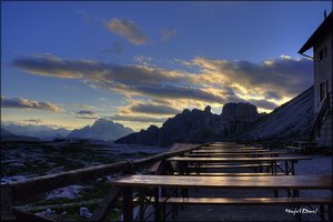 comp_3 Zinnen Hütte_Sonnenuntergang.jpg