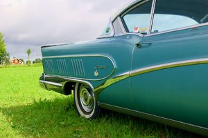 comp_Limited Serie 700  2.jpg