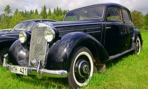 comp_Mercedes-Benz 170 S1.jpg