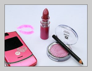 Die Farbe pinkpink beschnitten.jpg