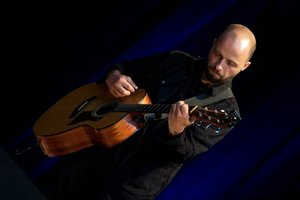 comp__D703933-1.jpg comp__D703933-1.jpg