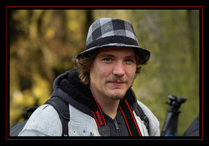 bastisig.jpg bastisig.jpg