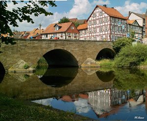 SDIM3638a+39b vertika1l1mm_Arsat35_shiften.jpg