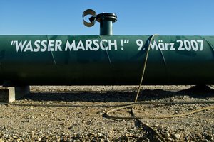 comp_01.jpg comp_01.jpg