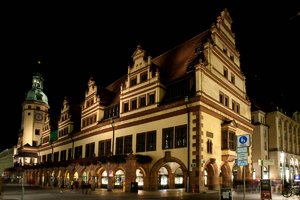 04-comp__D706656_1.jpg 04-comp__D706656_1.jpg