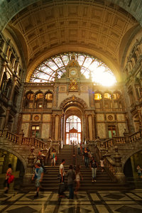 AntwerpTrainstation1.jpg