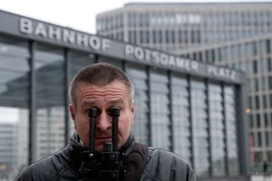 comp-12004W6V3633.jpg comp-12004W6V3633.jpg